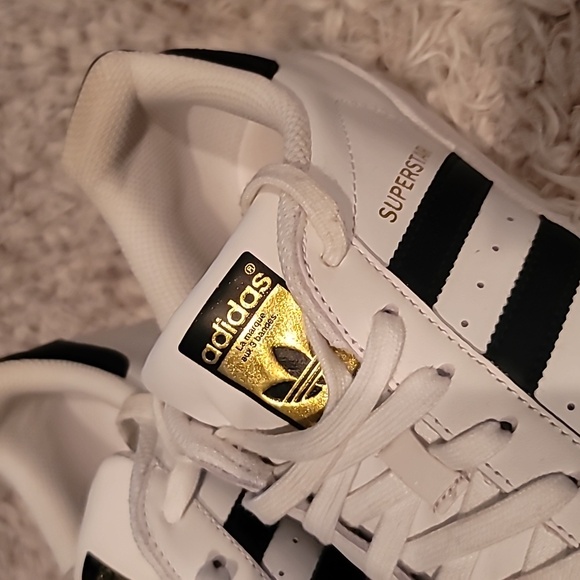 ORIGINALS Adidas SUPERSTAR White with Black Lines Sneakers - Picture 7 of 7